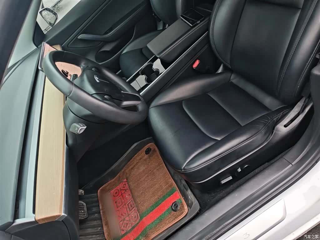 Tesla Model 3, 2019 15