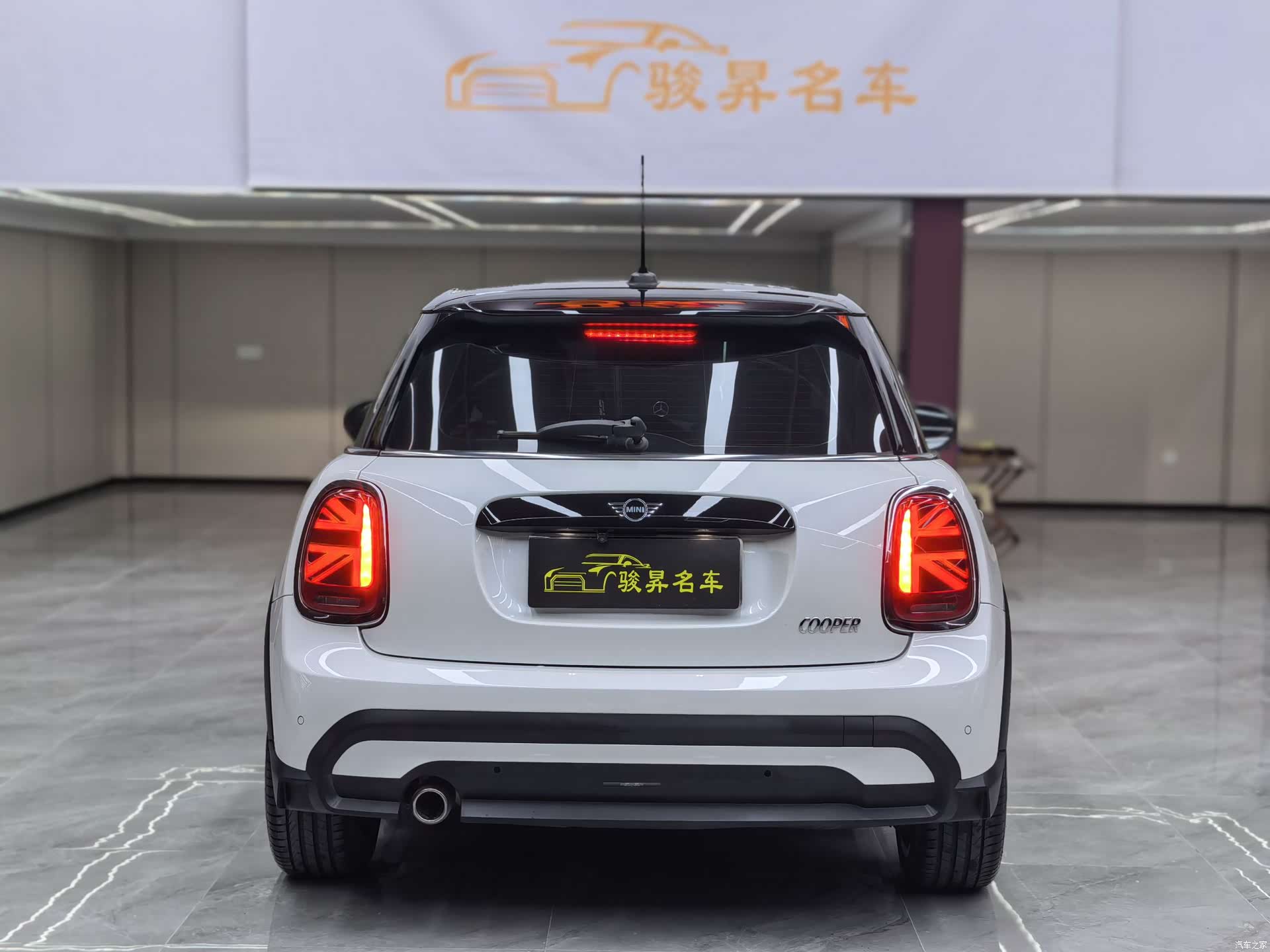 Mini Cooper, 2023 все фото