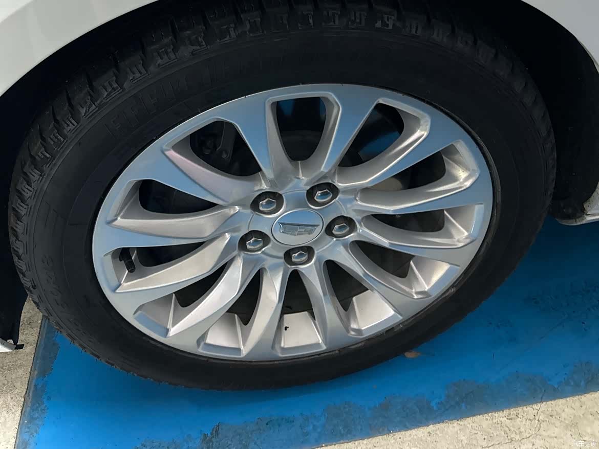 Cadillac XTS, 2018 15