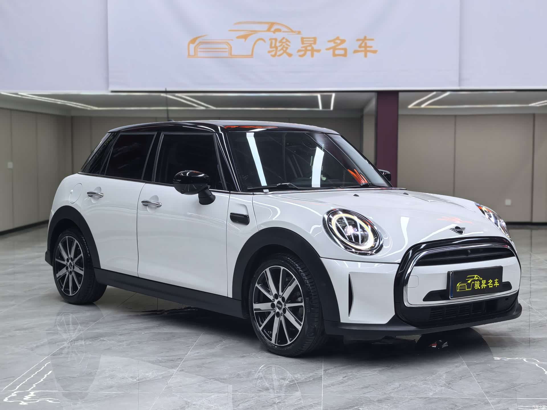 Mini Cooper, 2023 3