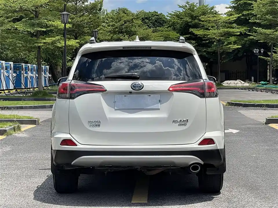 Toyota RAV4 Rongfang