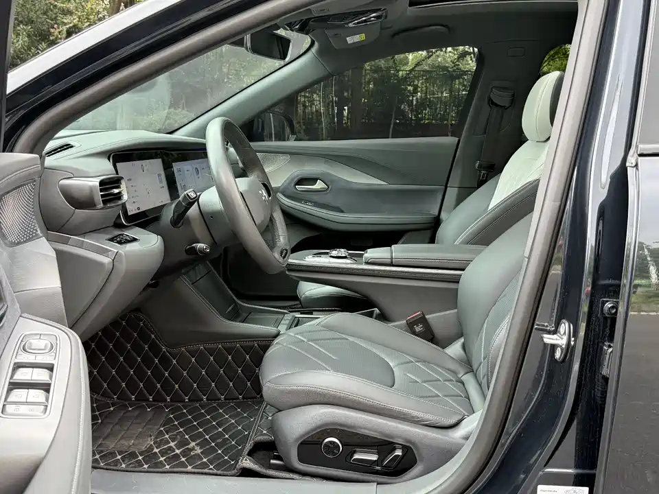 ARCFOX Polar Fox Alpha S