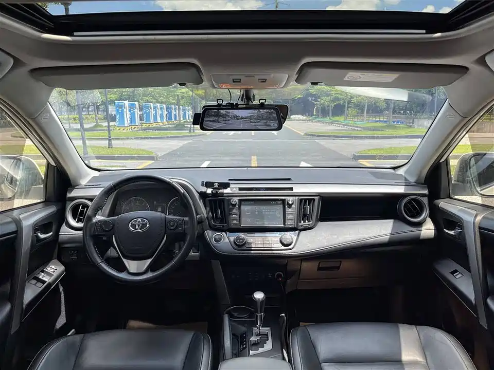 Toyota RAV4 Rongfang