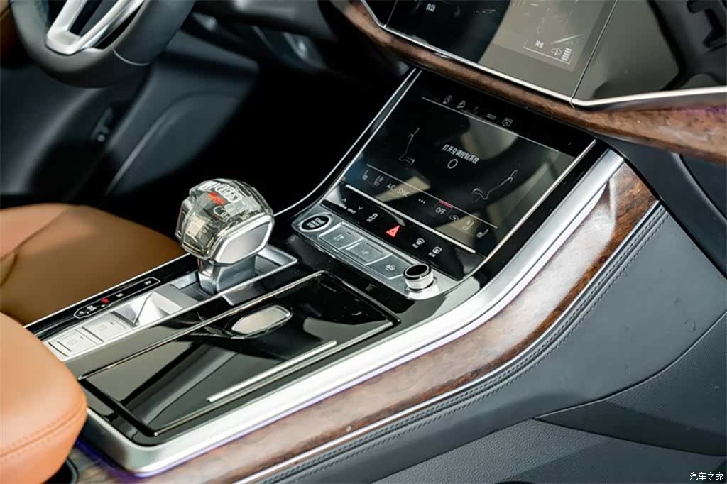 Audi Q7, 2024 19