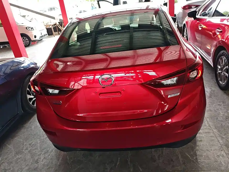 Mazda 3 Angkesaila