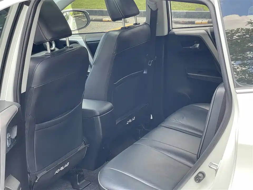 Toyota RAV4 Rongfang