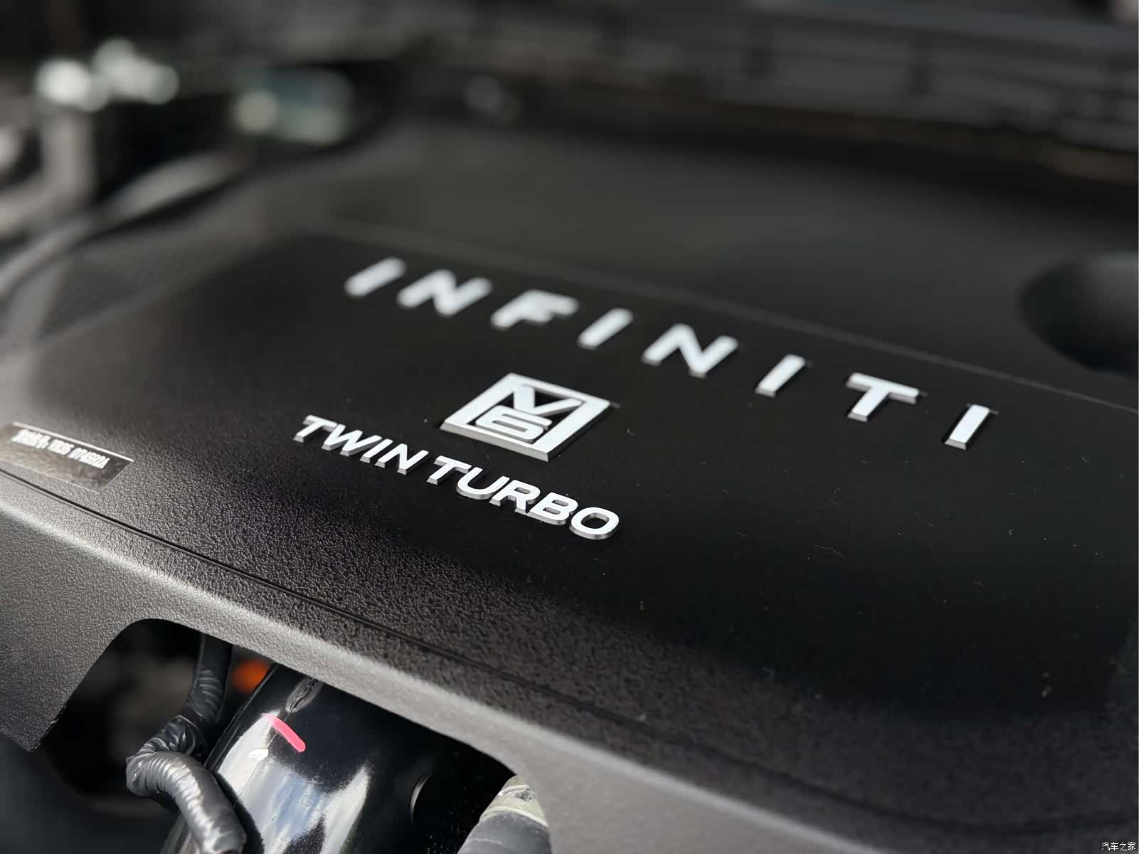 Infiniti QX80, 2025 29