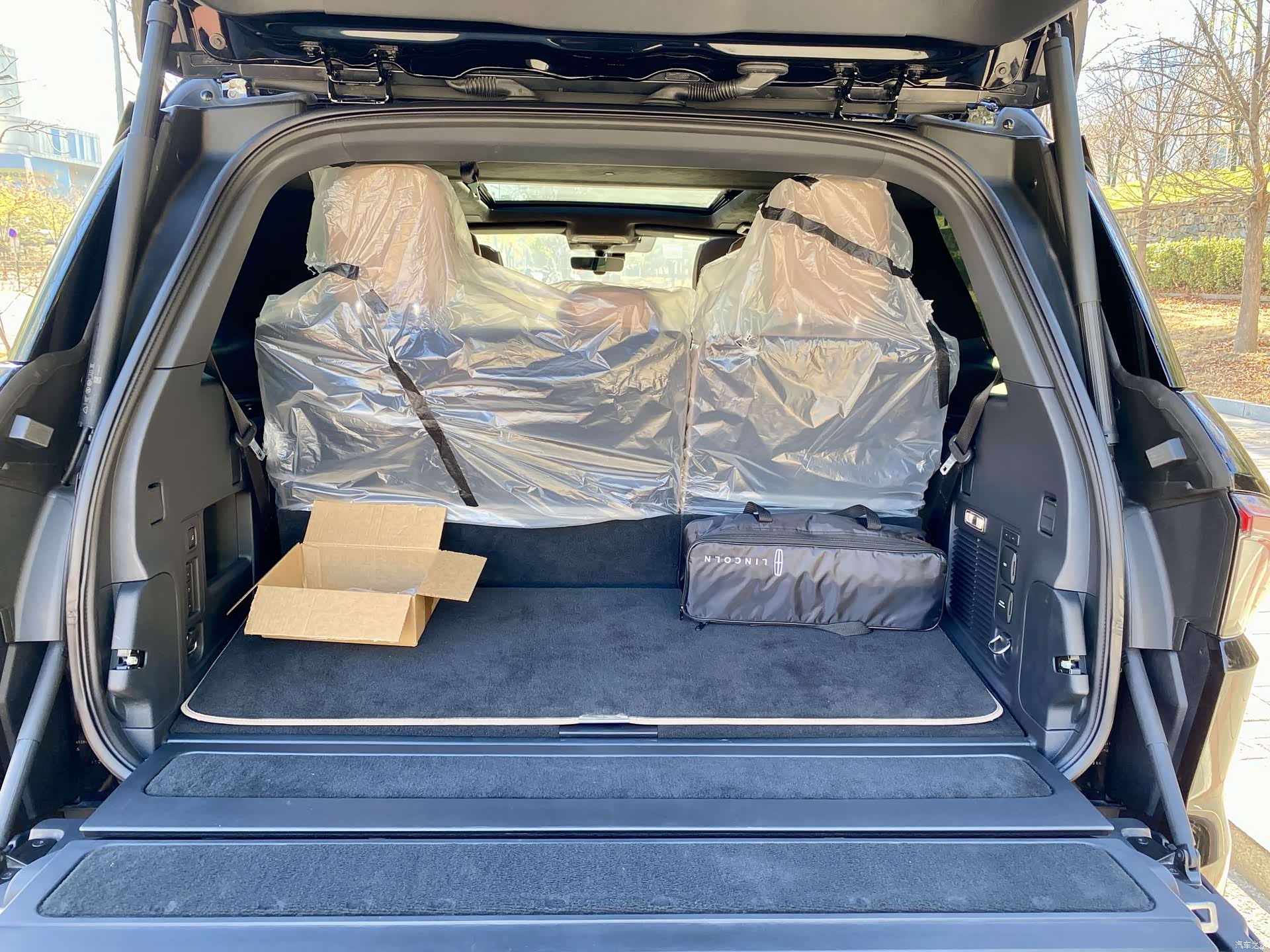 Lincoln Navigator, 2025 7