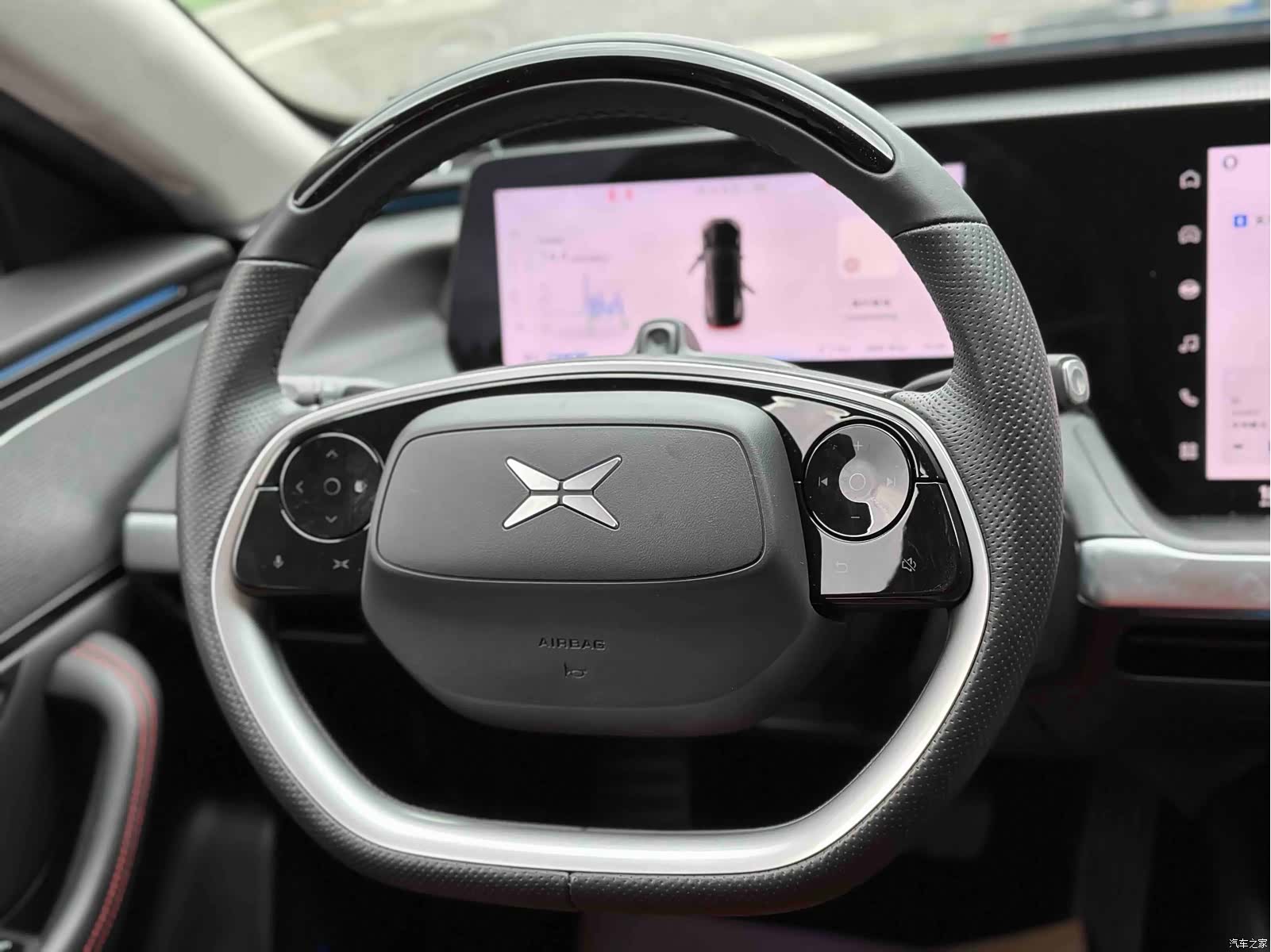 Xpeng P7, 2021 13