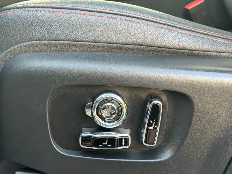 Land Rover Discover sports