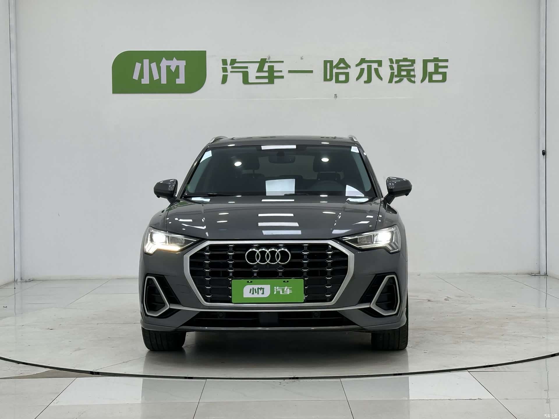 Audi Q3, 2022 2