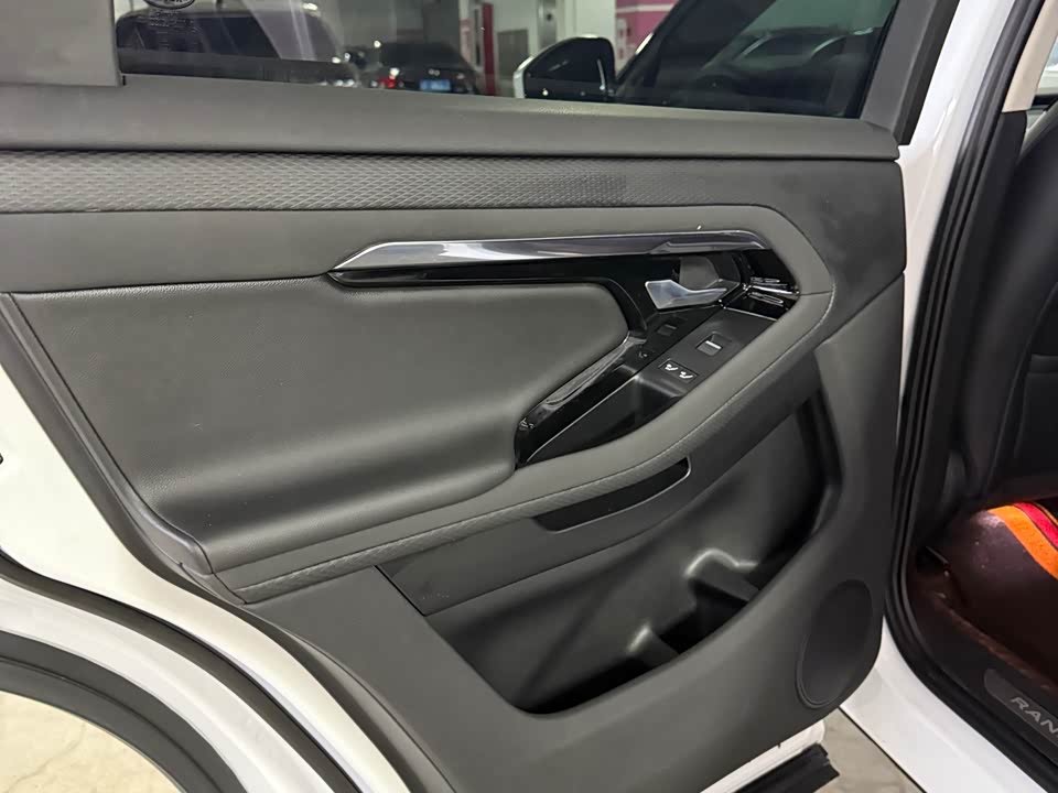 Land Rover Range Rover Aurora