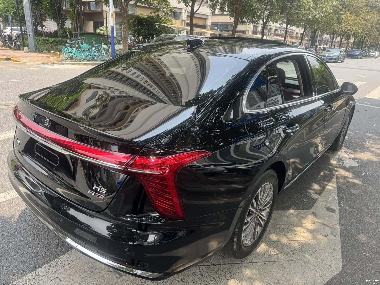 Hongqi H5, 2022 14