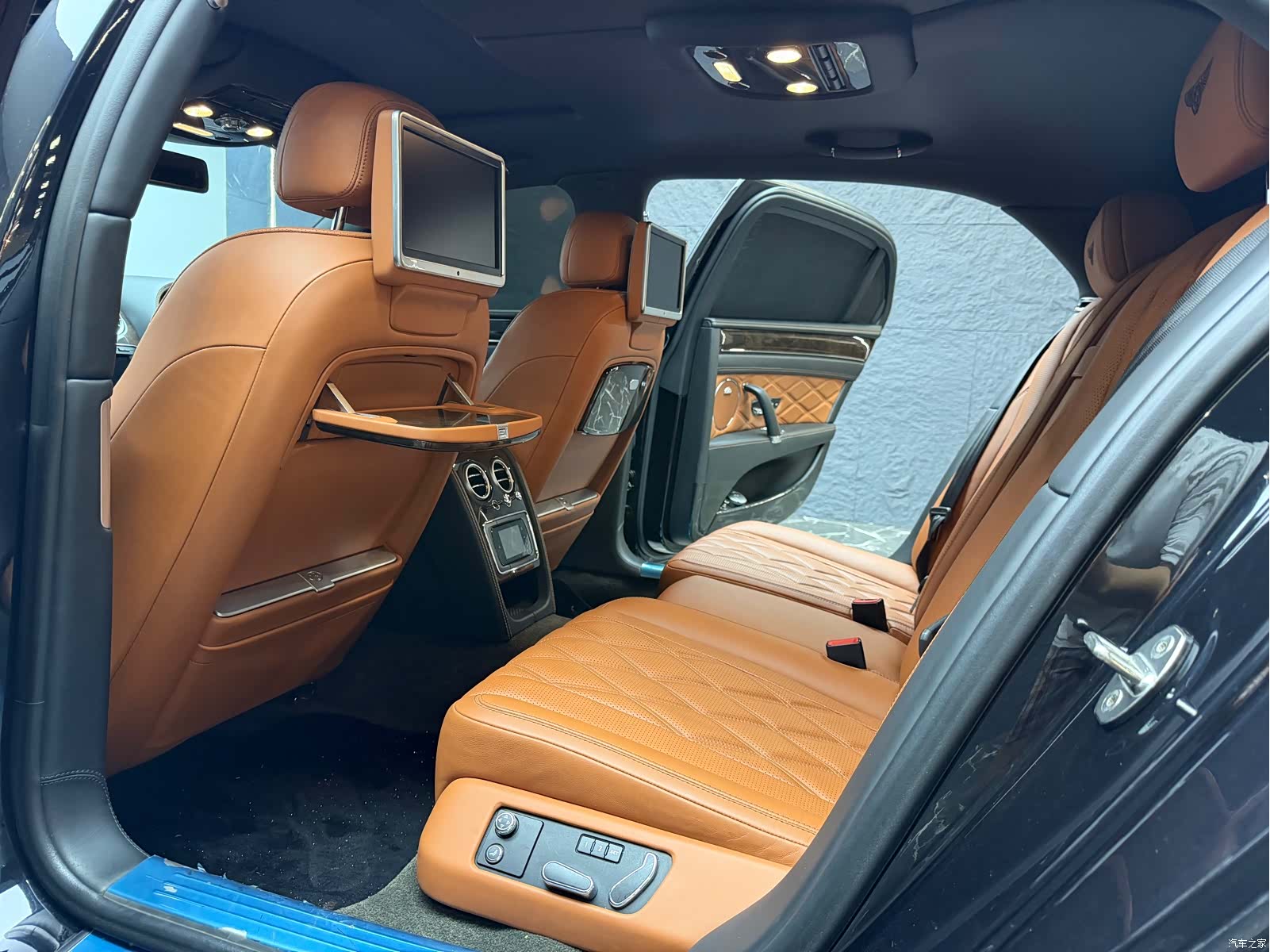 Bentley Flying Spur, 2014 все фото