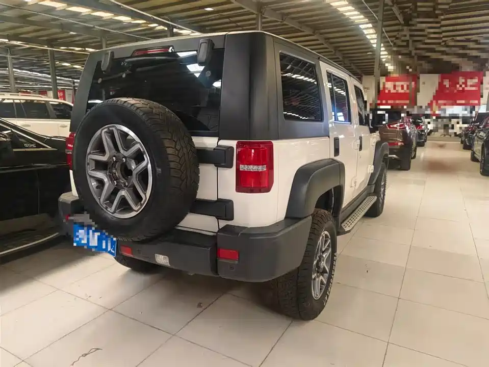 Beijing BJ40