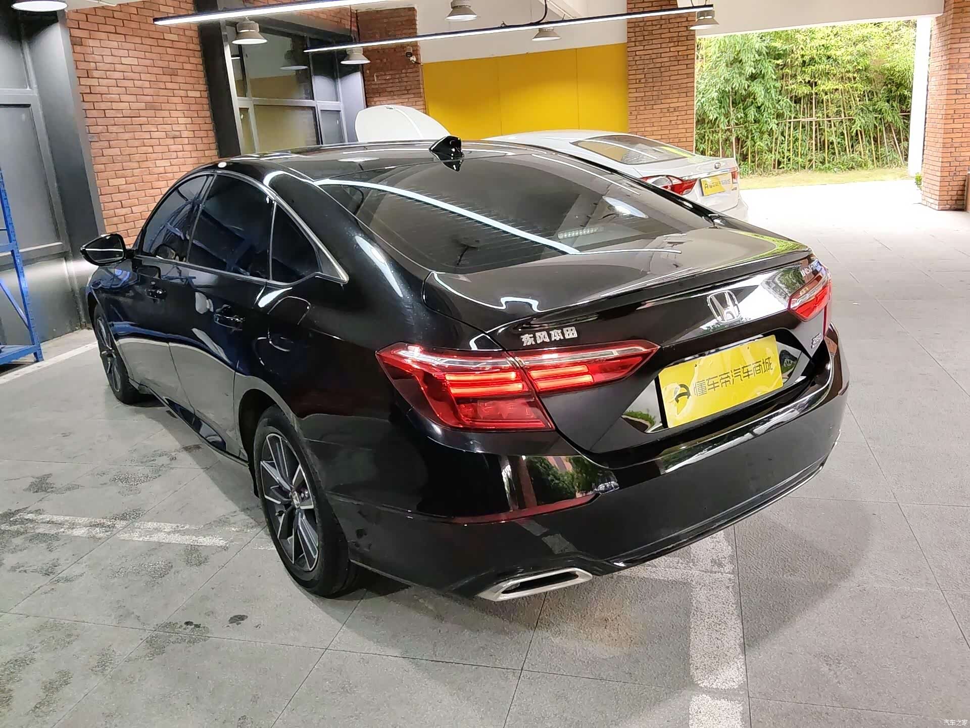 Honda Inspire, 2022 3