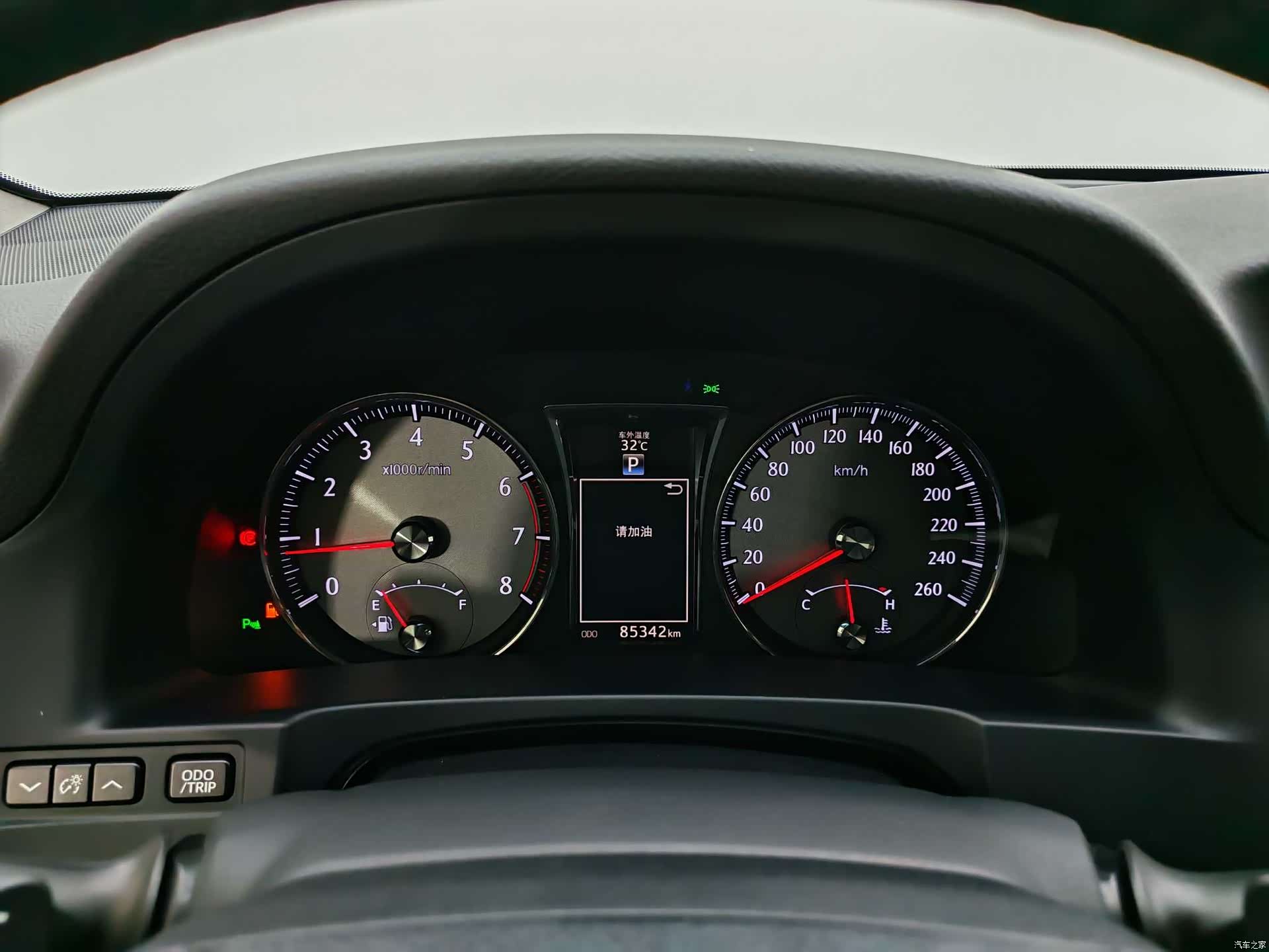 Toyota Crown, 2018 9