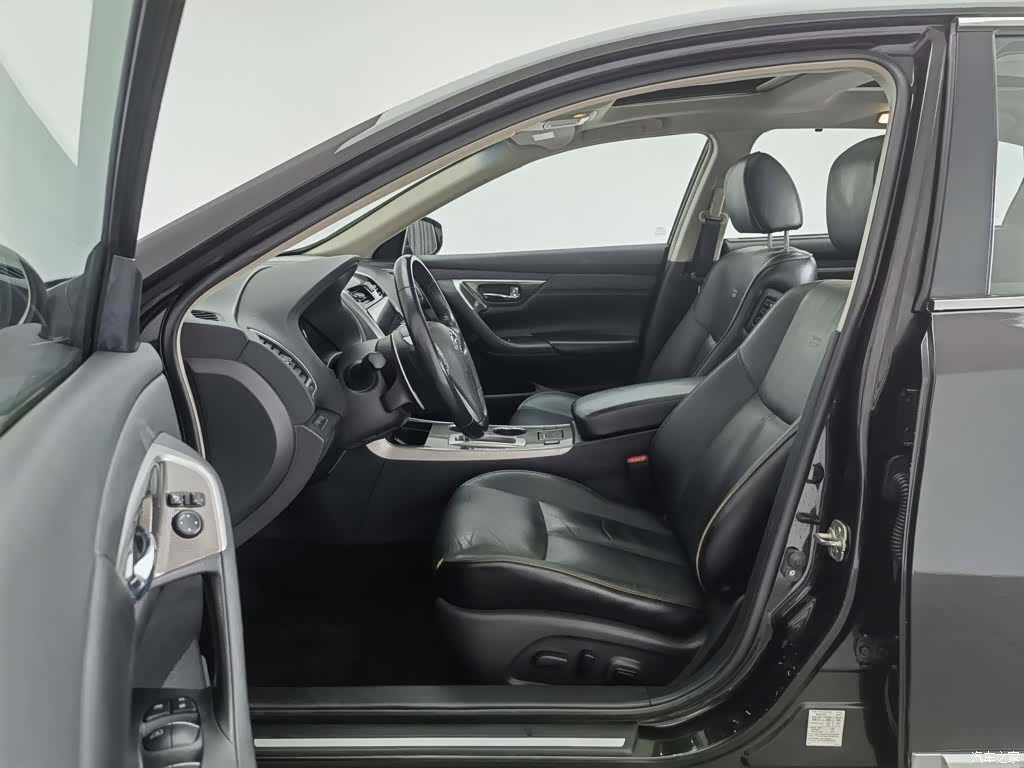 Nissan Teana, 2015 10