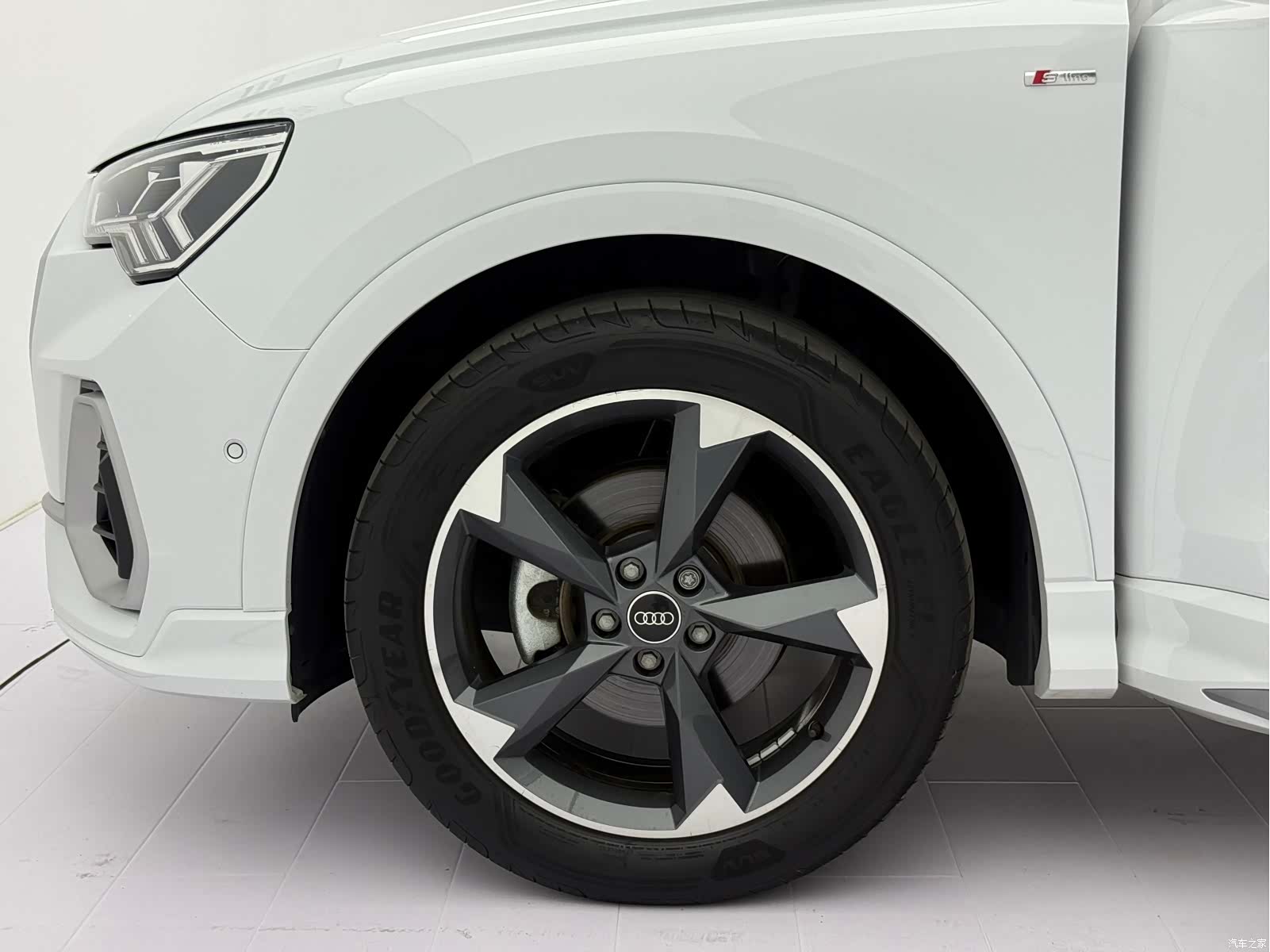 Audi Q3, 2022 21
