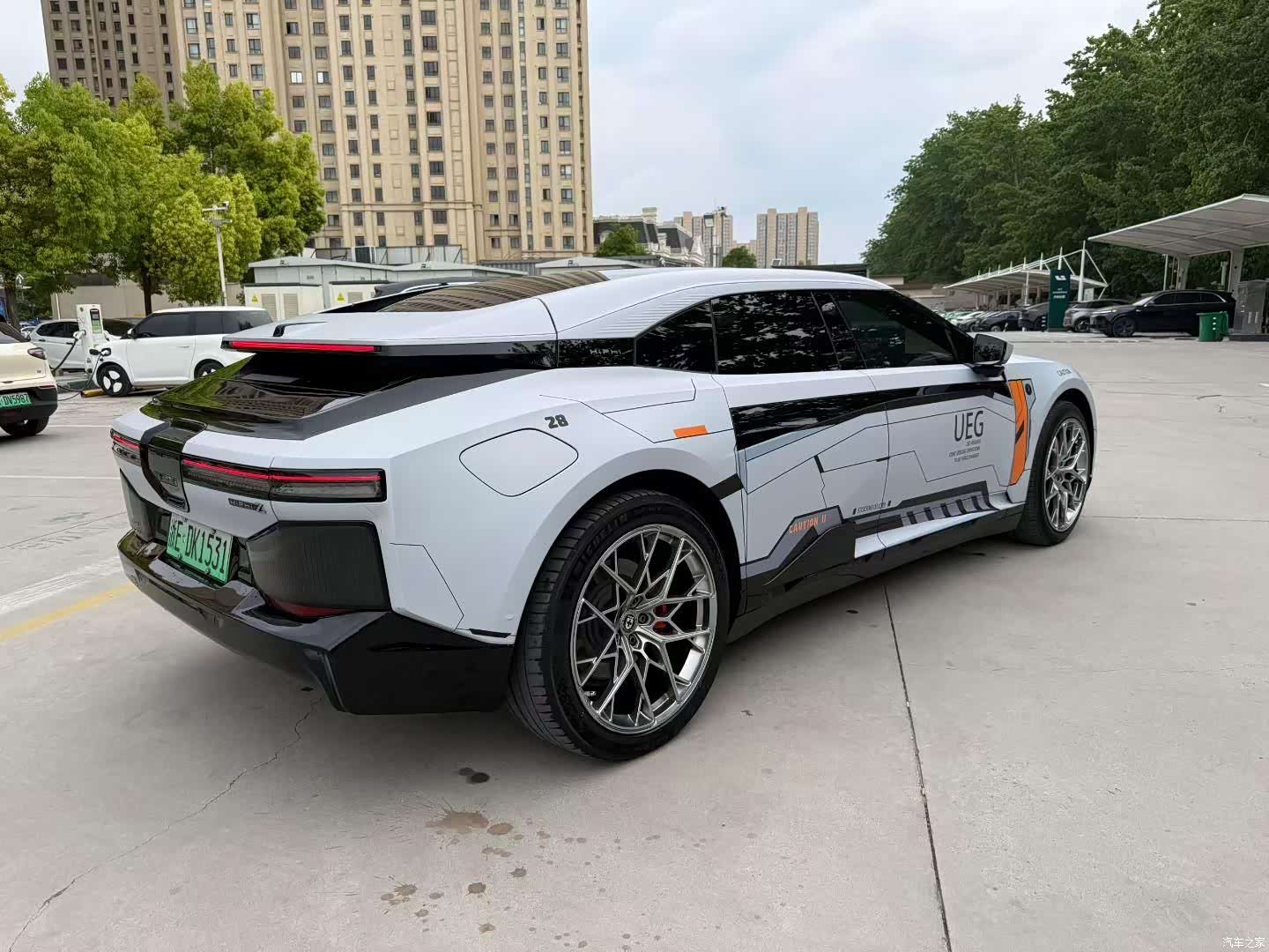 HiPhi Z, 2023 9
