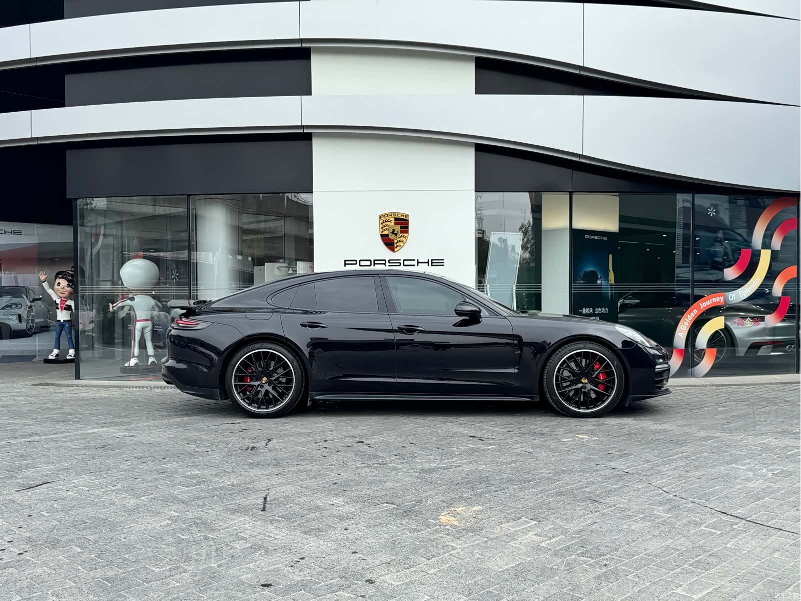 Porsche Panamera, 2019 все фото