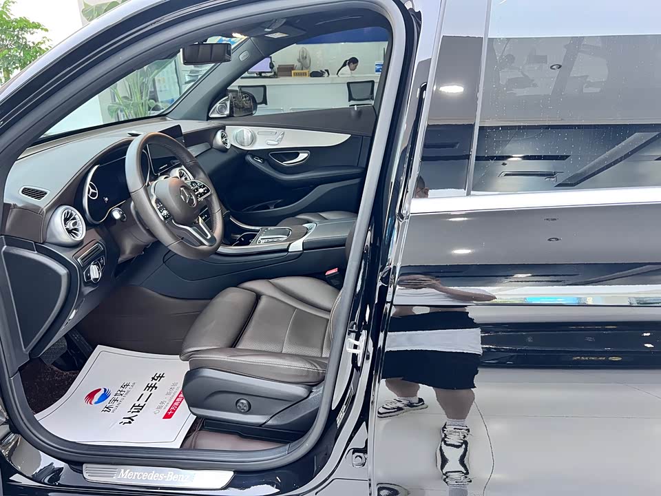 Mercedes-Benz GLC Mercedes-Benz GLC
