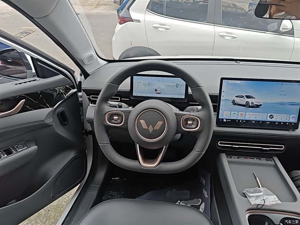 Wuling Starlight, 2026 11