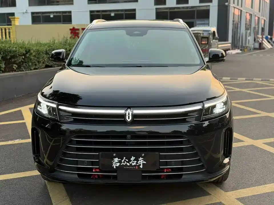 AITO Ask the world M7