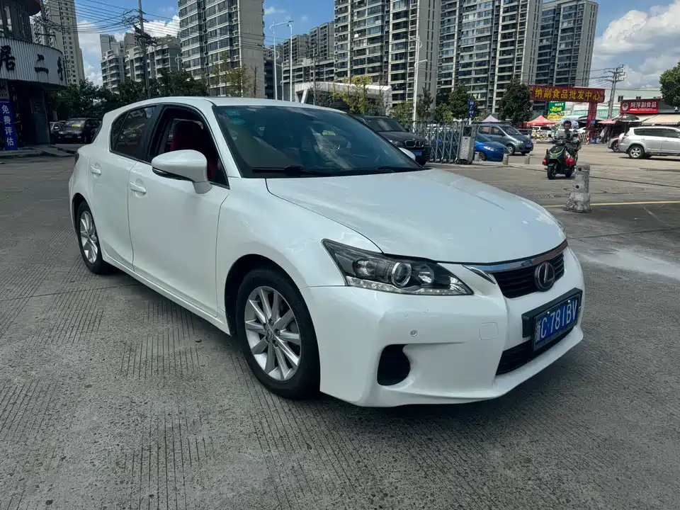Lexus CT