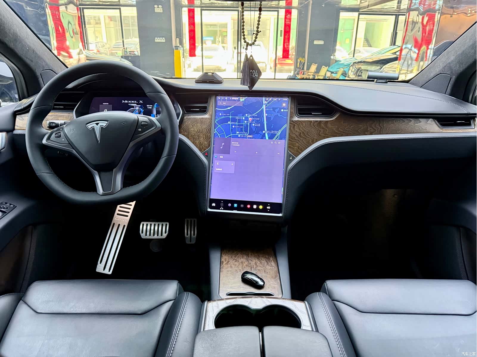 Tesla Model X, 2019 8