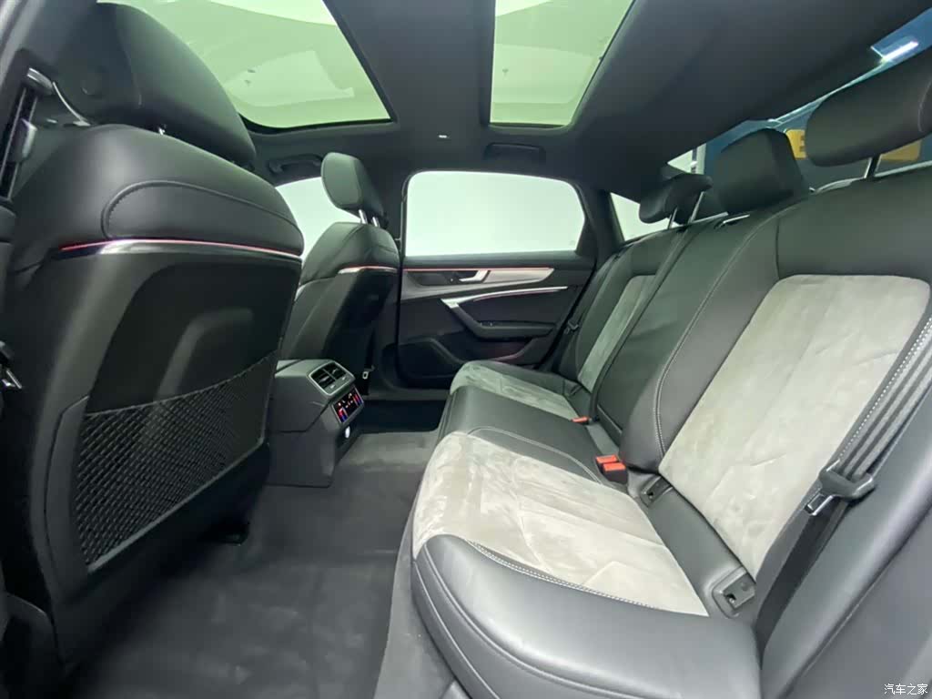 Audi A6L, 2022 25