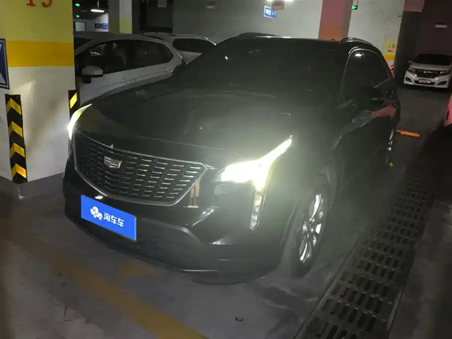 Cadillac XT4