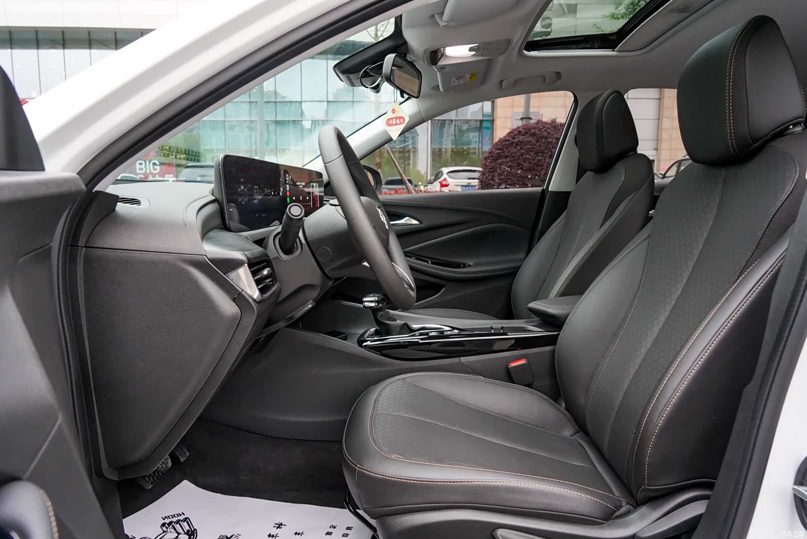 Buick Verano, 2023 19