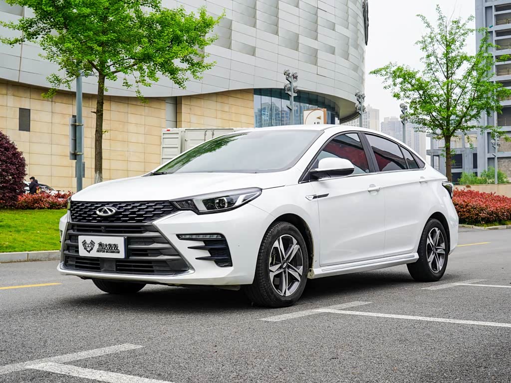 Chery 5 PLUS
