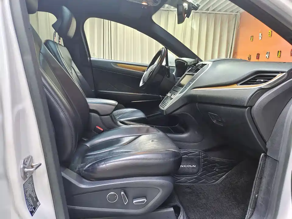 Lincoln MKC