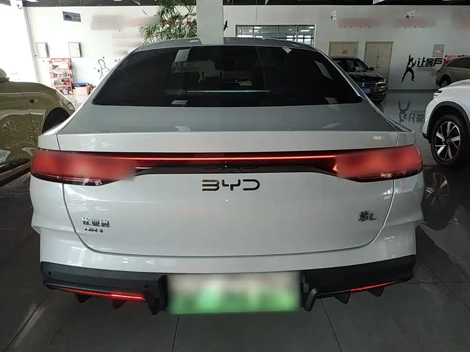 BYD Qin L