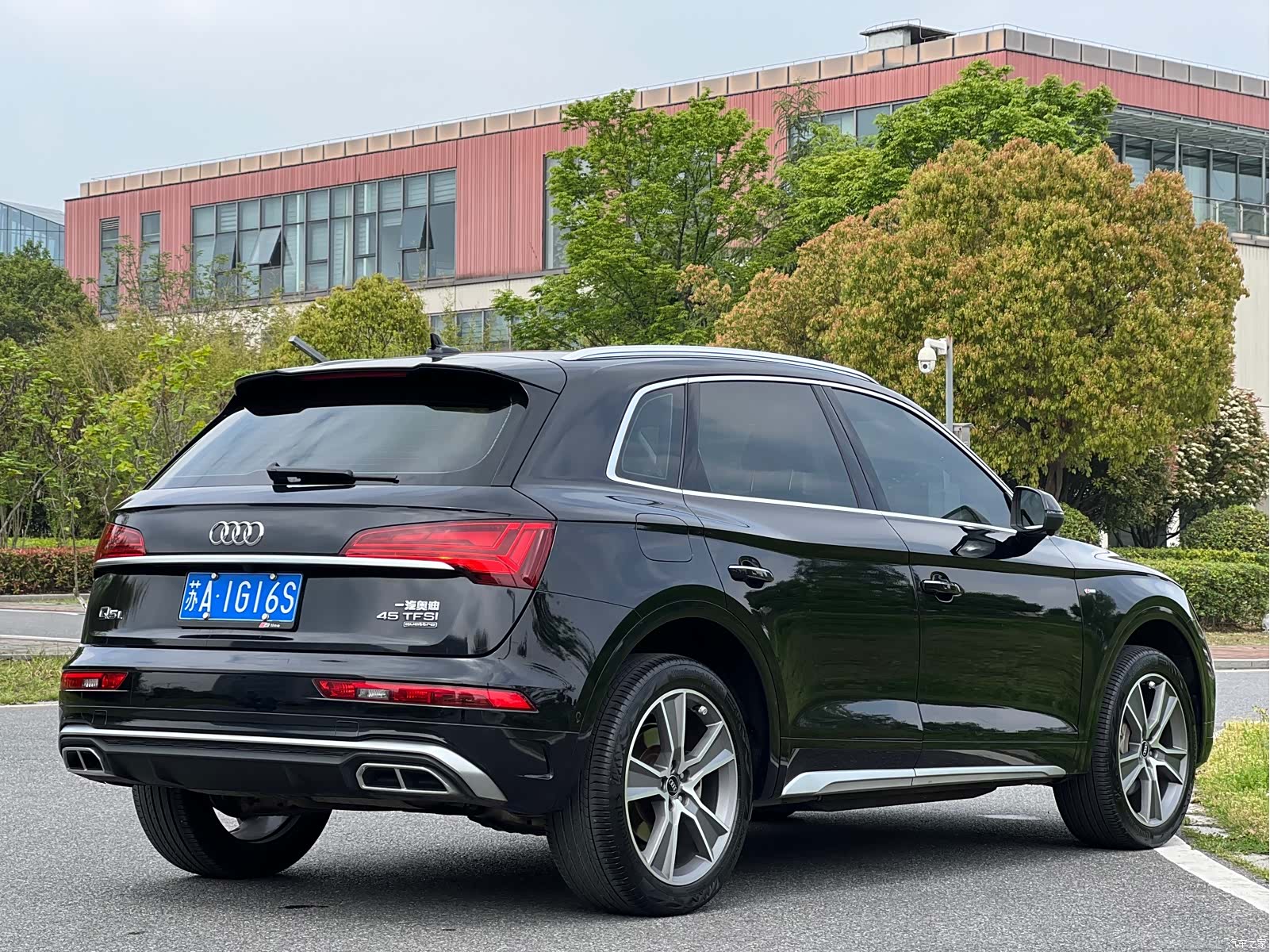Audi Q5L, 2022 все фото