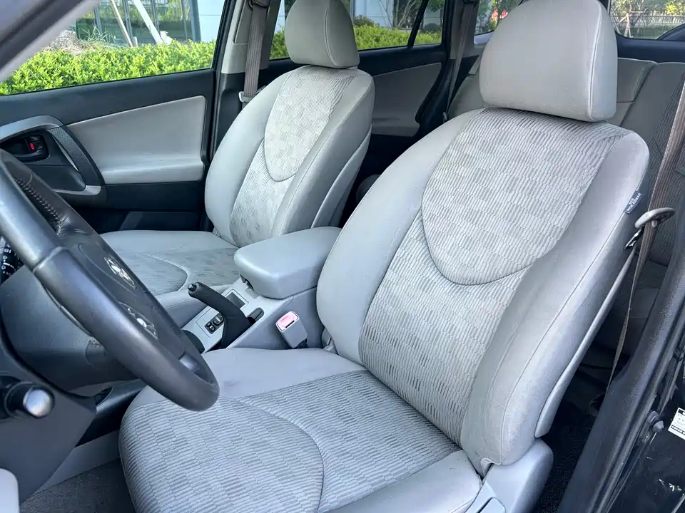 Toyota RAV4 Rongfang Toyota RAV4 Rongfang
