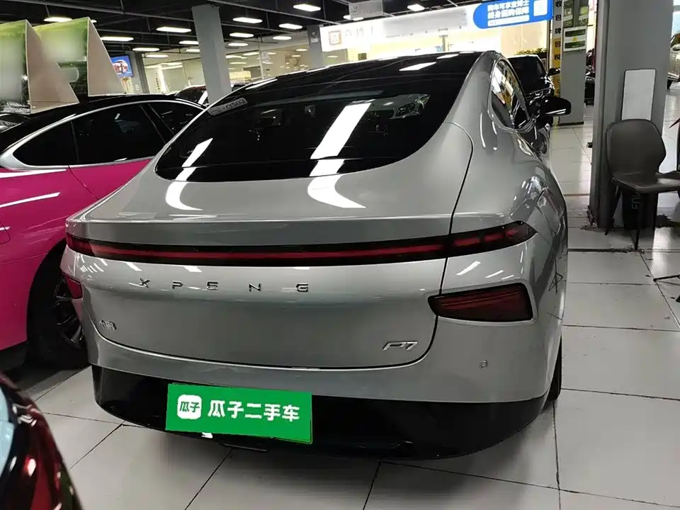 XPENG P7