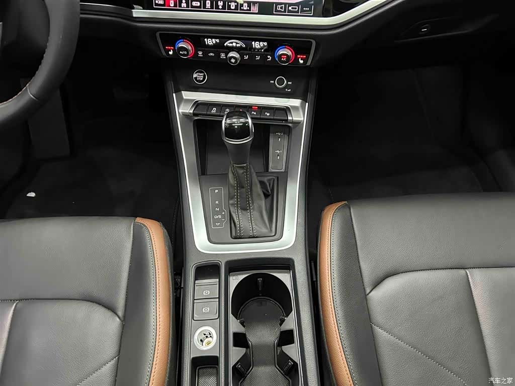Audi Q3, 2023 все фото
