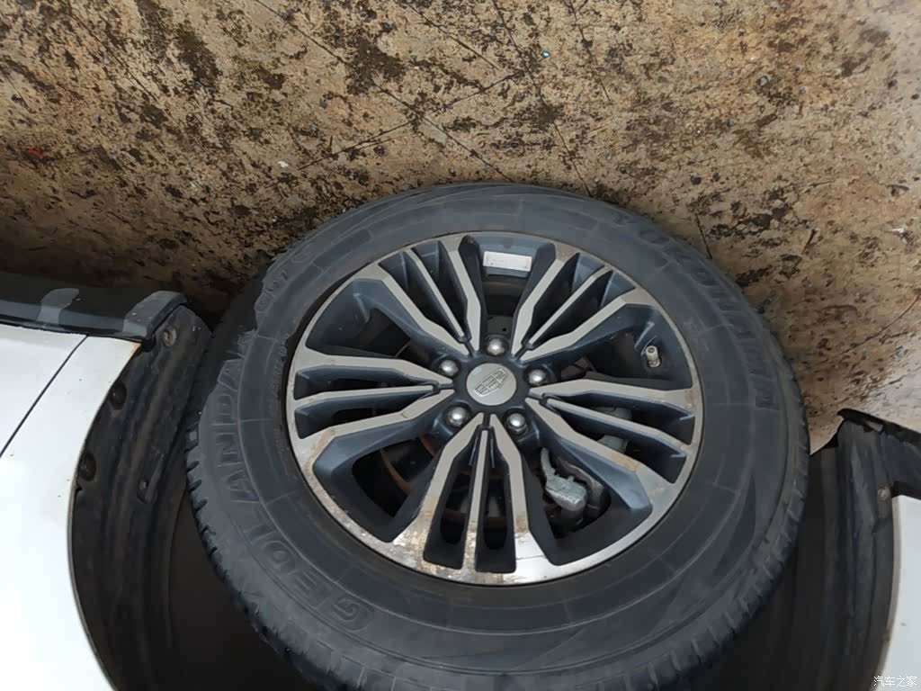 Geely X6, 2018 23