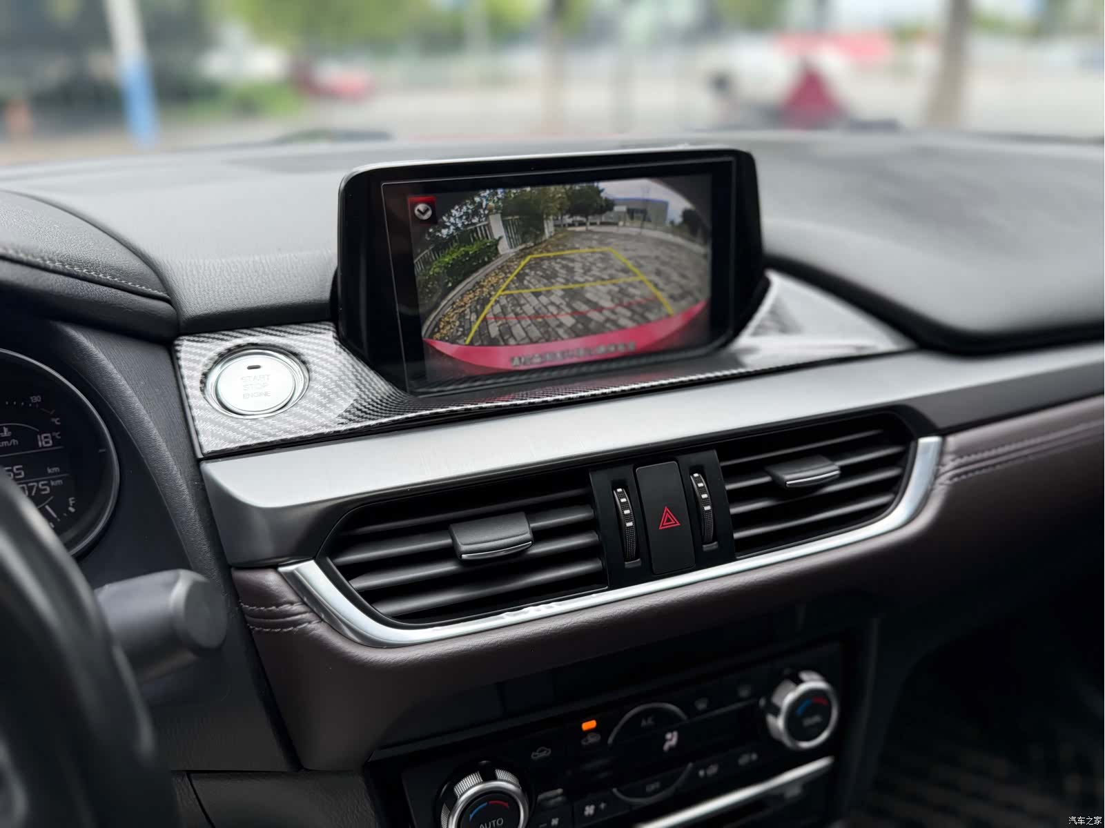 Mazda Atenza, 2018 15
