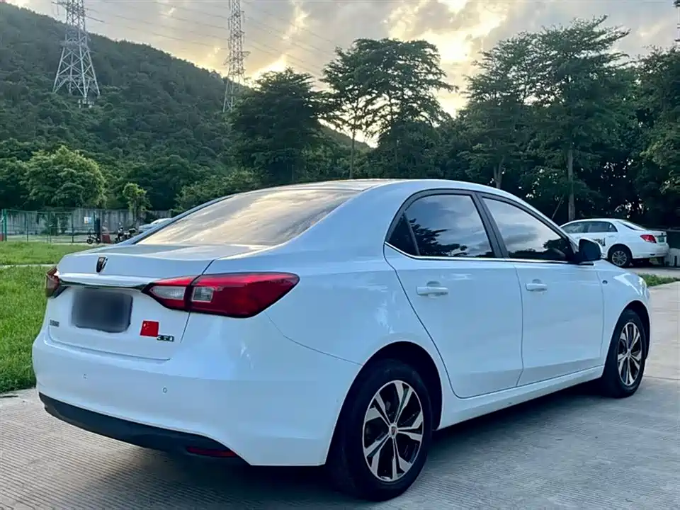 Roewe 360