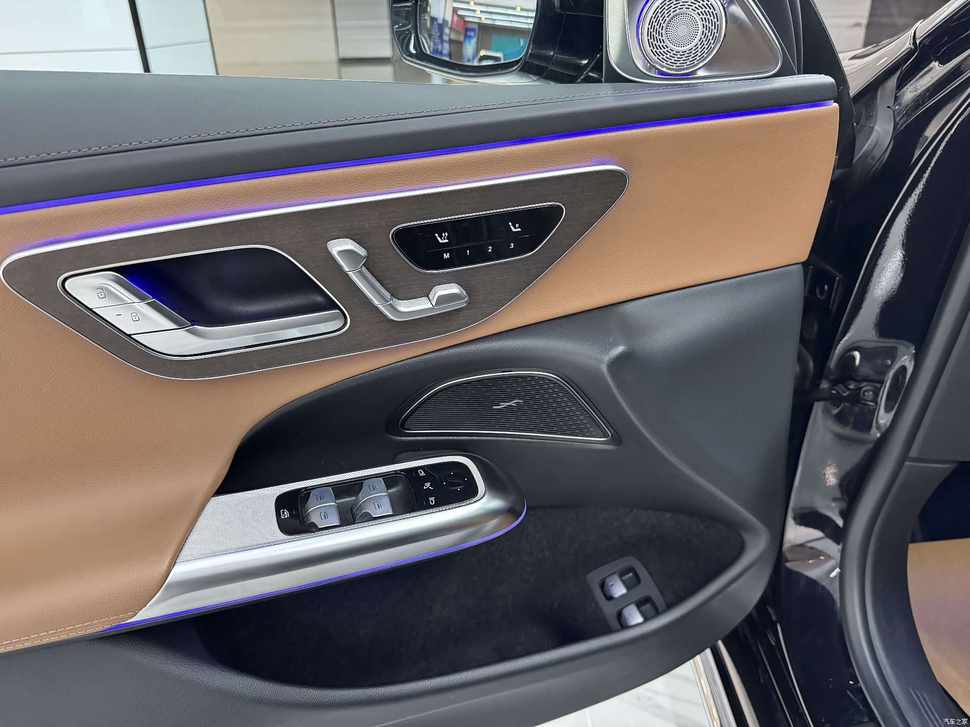 Mercedes-Benz E-Class, 2024 12