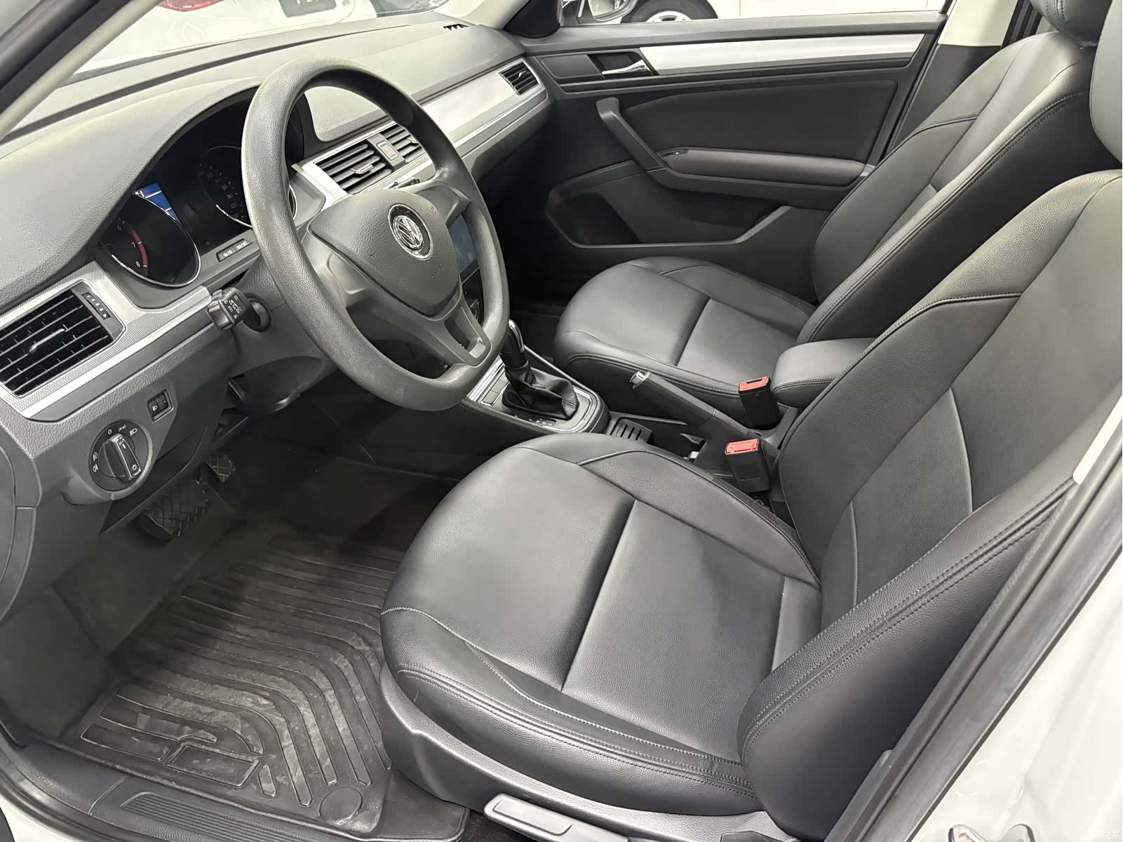 Volkswagen C-TREK, 2018 6