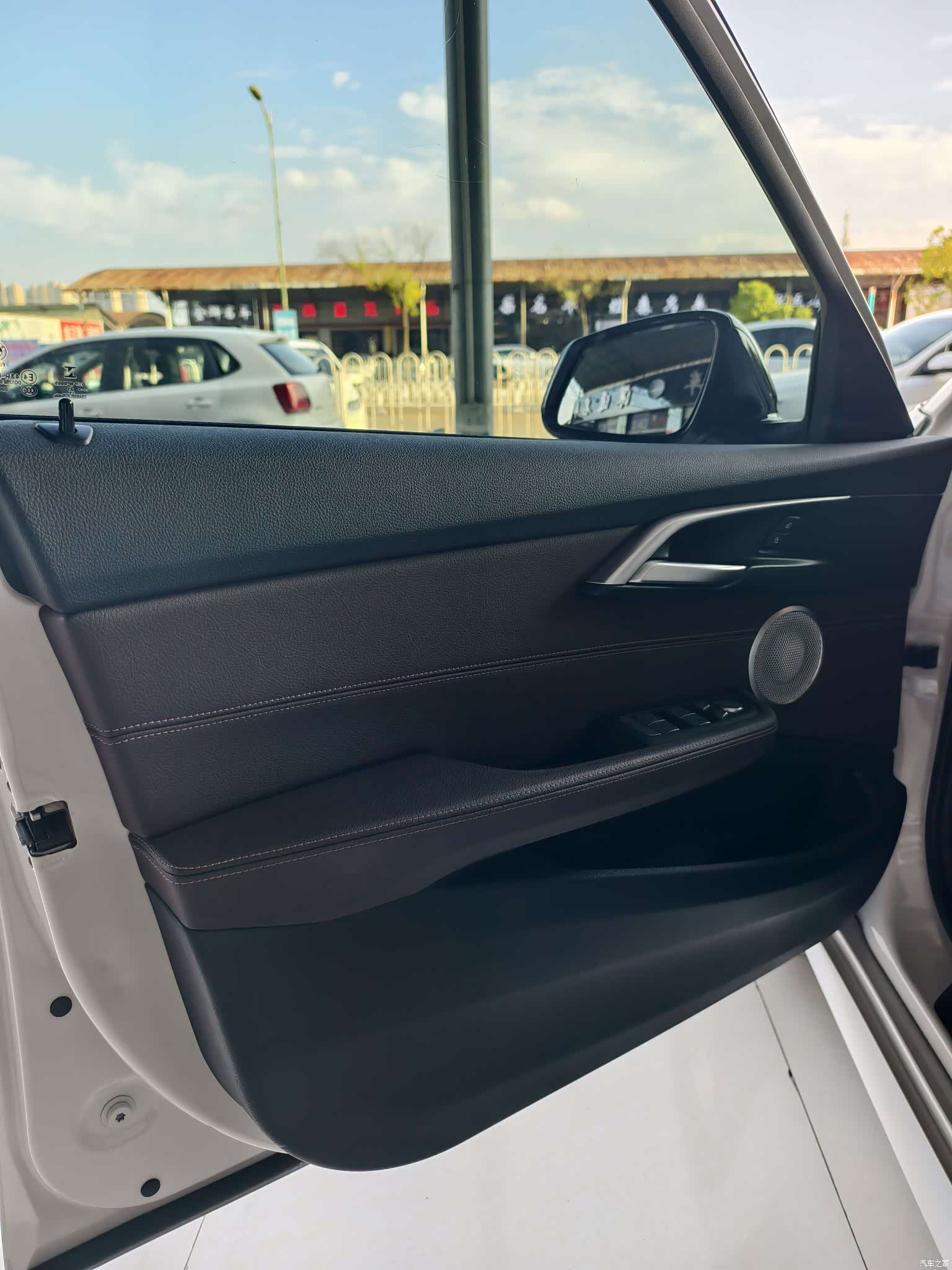 BMW 1 Series, 2021 11