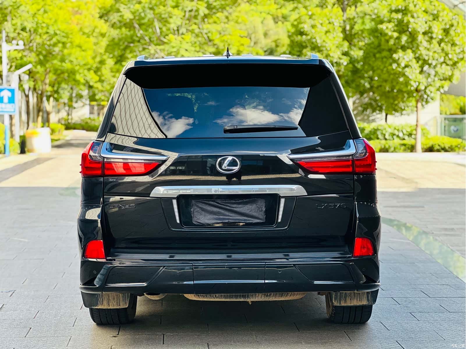 Lexus LX, 2016 13