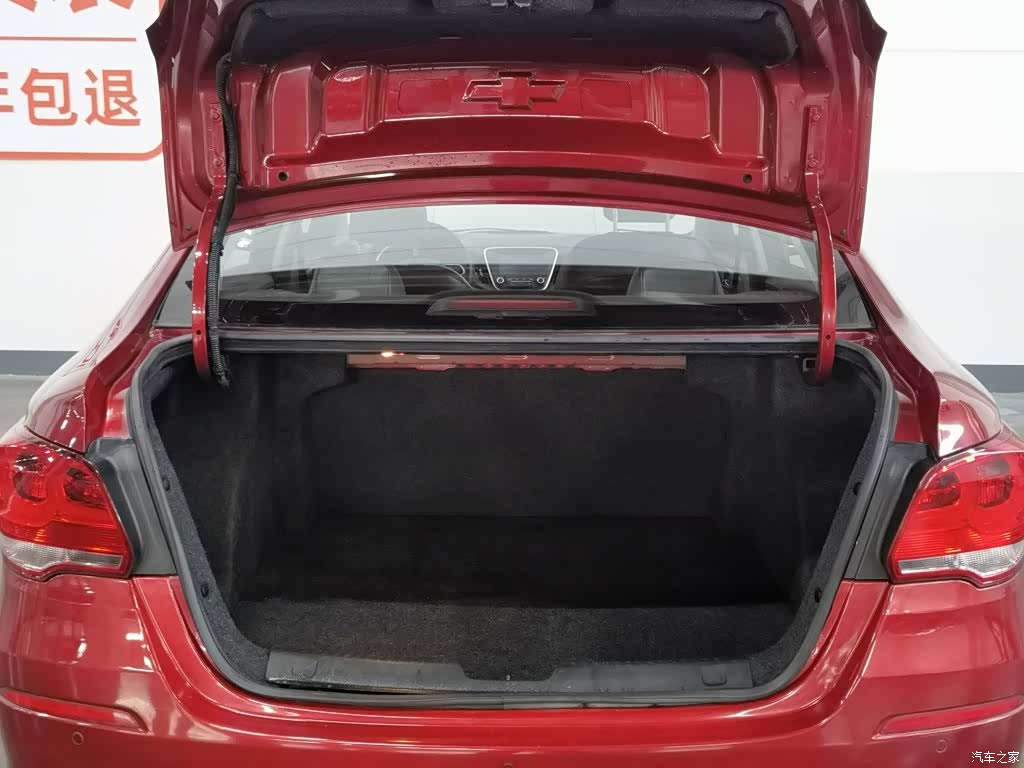 Chevrolet 320, 2018 16