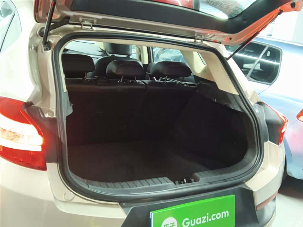 Geely Emgrand, 2017 19