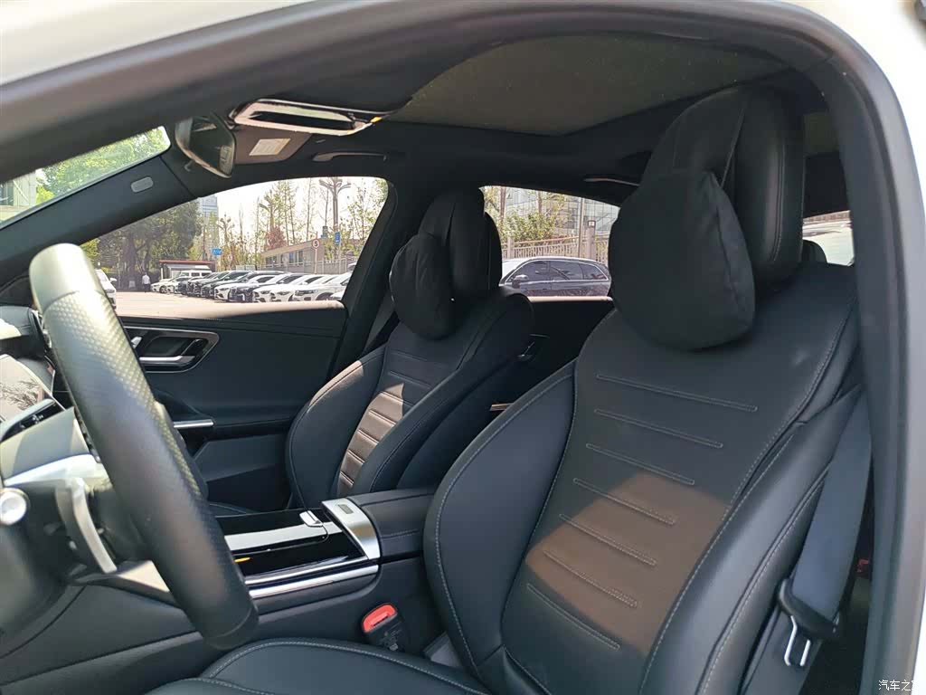 Mercedes-Benz C-Class, 2023 11